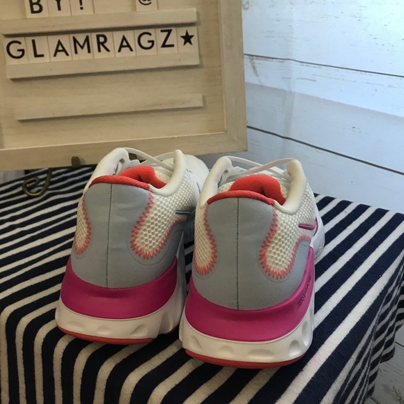 Nike Renew Run - Picture 2 of 4